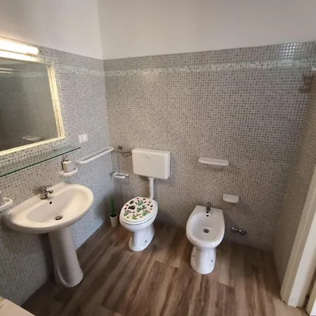 Casa Vacanza La Formica * קאסארנו